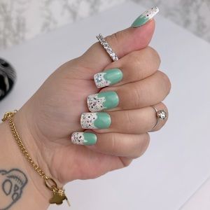 Birthday Cake || Press on nails